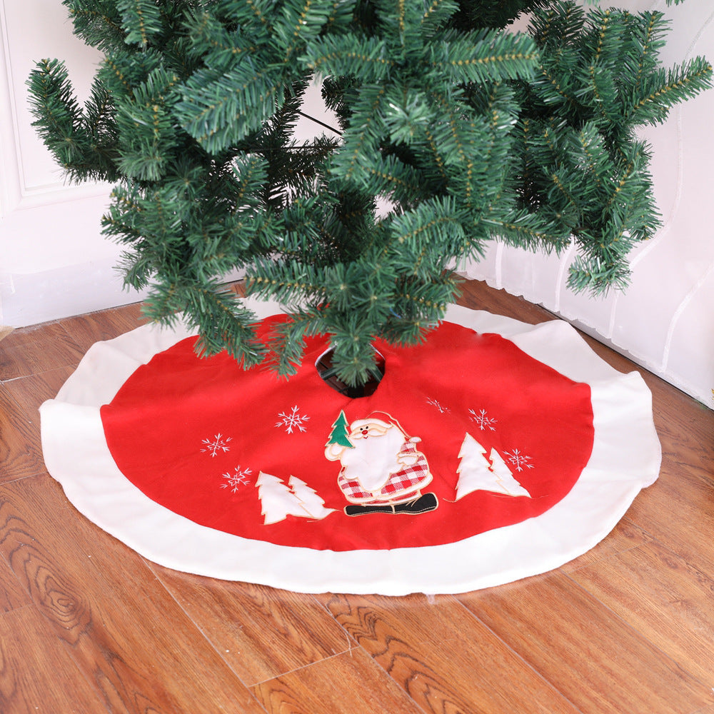 Red Cottage Christmas tree skirt, 35 in